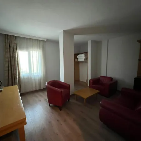 Karsiyaka Hotel