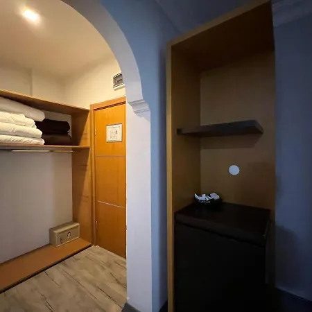 Hotel Karsiyaka Smirne