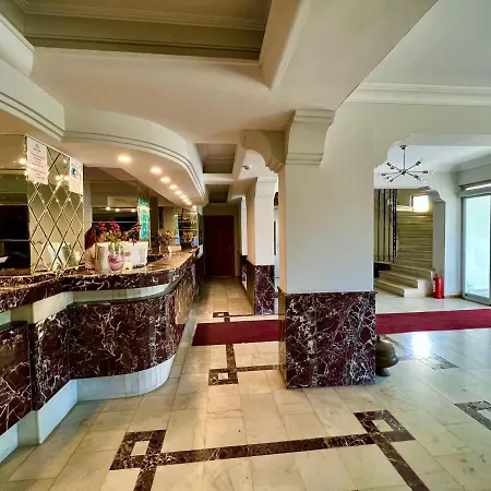 Hotel Karsiyaka 3*